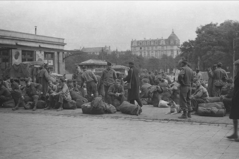 Illustration for article titled A Huge Batch Of Unseen WWII Photos Have Been Discovered And Restored